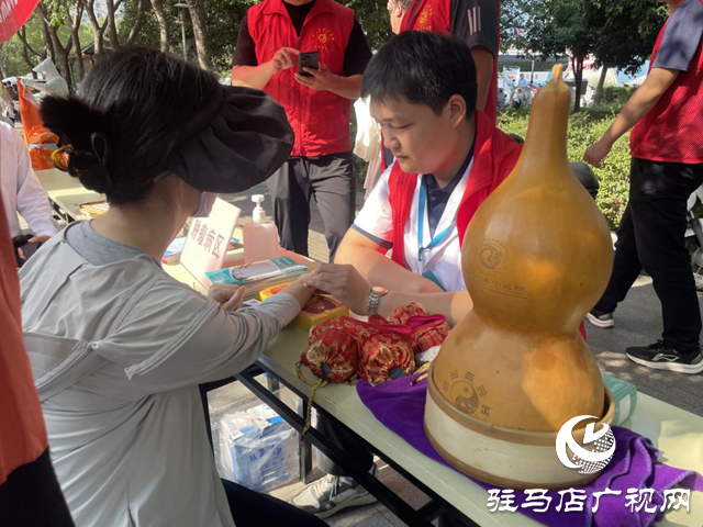 駐馬店市舉辦第22個“世界獻(xiàn)血者日”宣傳活動