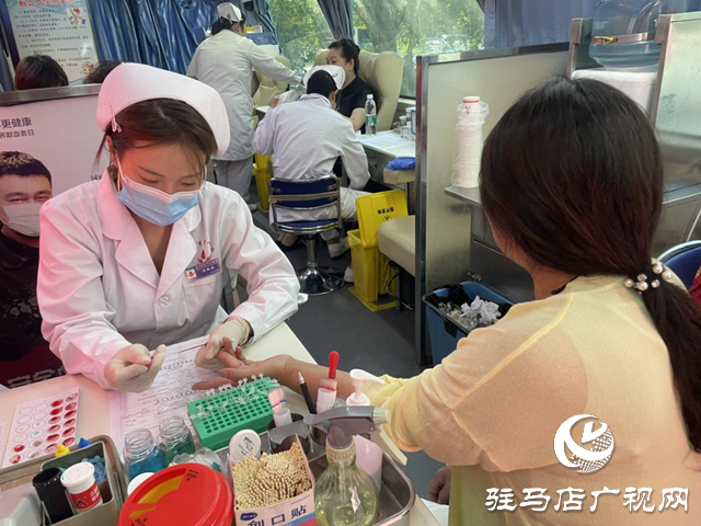 駐馬店市舉辦第22個“世界獻(xiàn)血者日”宣傳活動