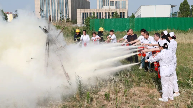 駐馬店市中心醫(yī)院婦女兒童醫(yī)院開展消防安全知識培訓(xùn)