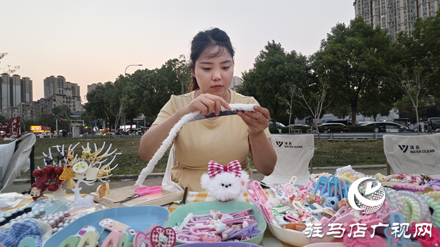 扭扭棒變身創(chuàng)意神器 手作達人解鎖指尖魔法新境界