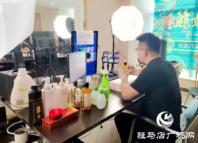 駐馬店：電商企業(yè)積極備戰(zhàn)“6·18” 全力以赴應(yīng)對年中銷售高峰