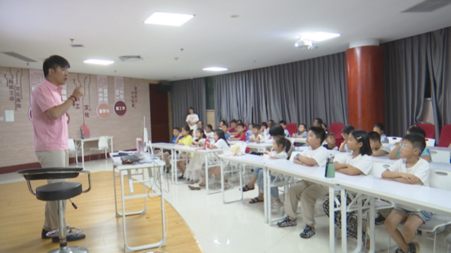 駐馬店市總工會舉行兒童防溺水安全教育活動