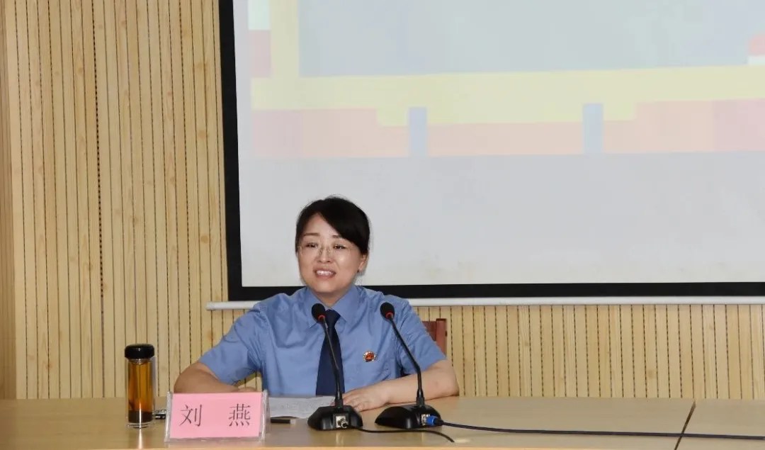 泌陽縣人民檢察院：檢察長開講“法治晚自習”