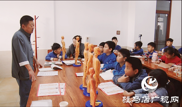  遂平縣:中醫(yī)文化進(jìn)校園 弘揚(yáng)國(guó)粹助成長(zhǎng)