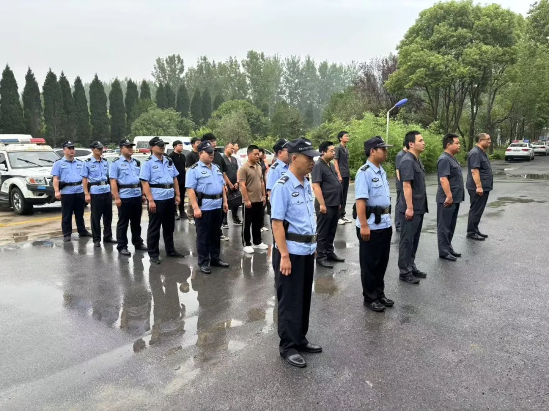 破執(zhí)行堅(jiān)冰者 必懷熾熱初心——驛城區(qū)法院執(zhí)行局2025年第57次集中執(zhí)行活動(dòng)紀(jì)實(shí)