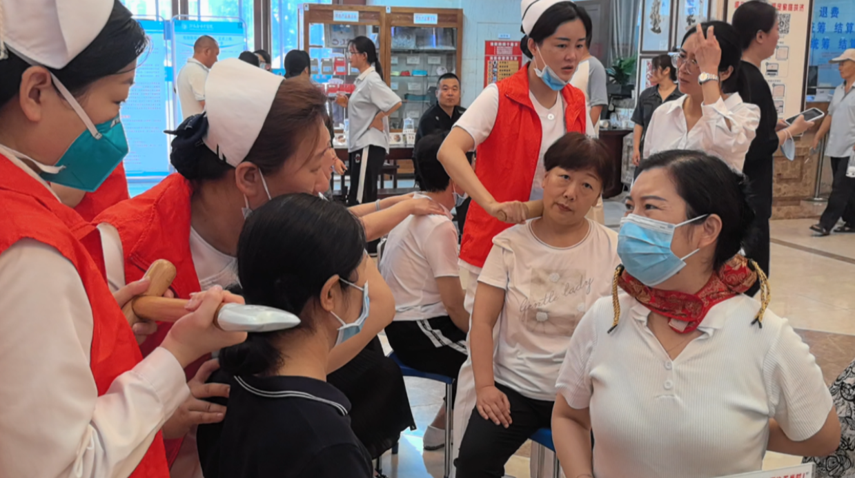 夏至已至，健康先行，駐馬店市中醫(yī)院開展“冬病夏治”義診活動