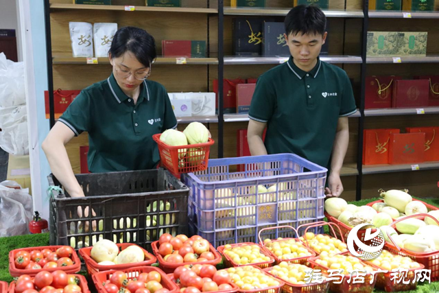 驛城區(qū)香山街道:瓜果飄香喜迎豐收季 “甜蜜經(jīng)濟(jì)”打開(kāi)富民路