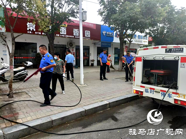 確山縣住建局：高效整治城區(qū)積水點(diǎn)位