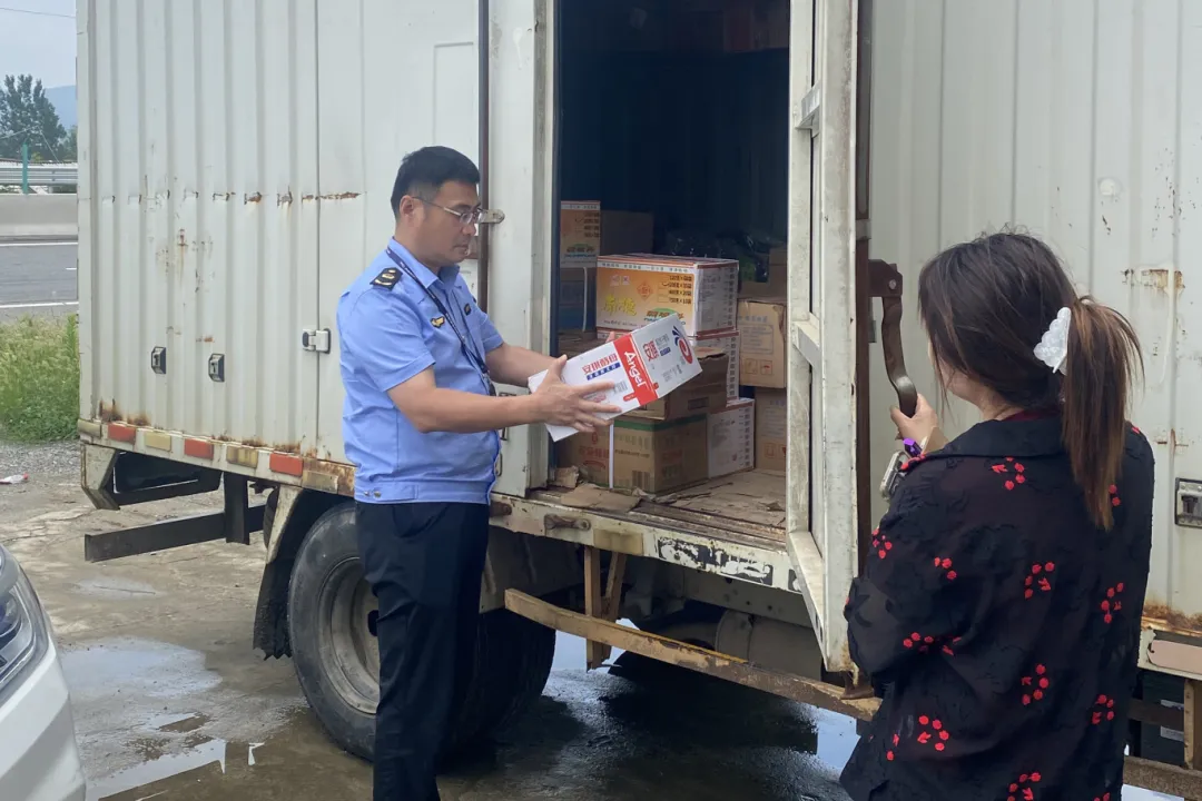 駐馬店重拳出擊！集中整治農村假冒偽劣食品