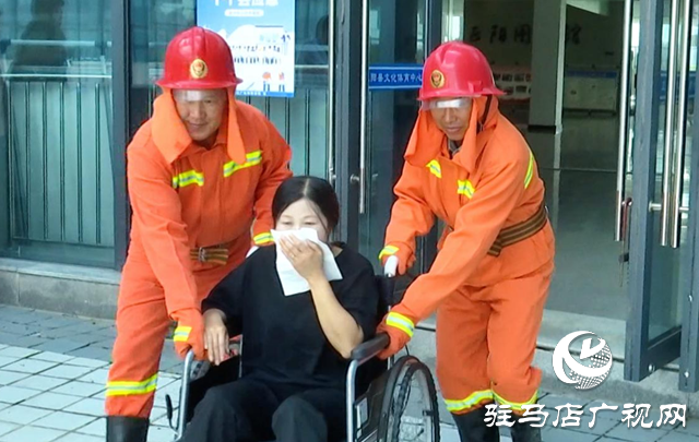 正陽縣組織開展文化經(jīng)營單位安全生產(chǎn)培訓(xùn)和應(yīng)急消防演練