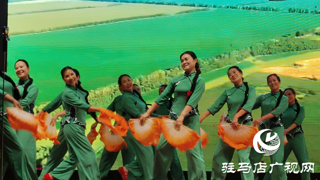駐馬店市多藝術(shù)團(tuán)齊聚皇家驛站 共慶中國共產(chǎn)黨成立104周年