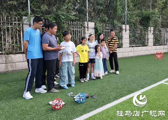 暑假無(wú)人機(jī)足球熱：科技與體育的奇妙碰撞