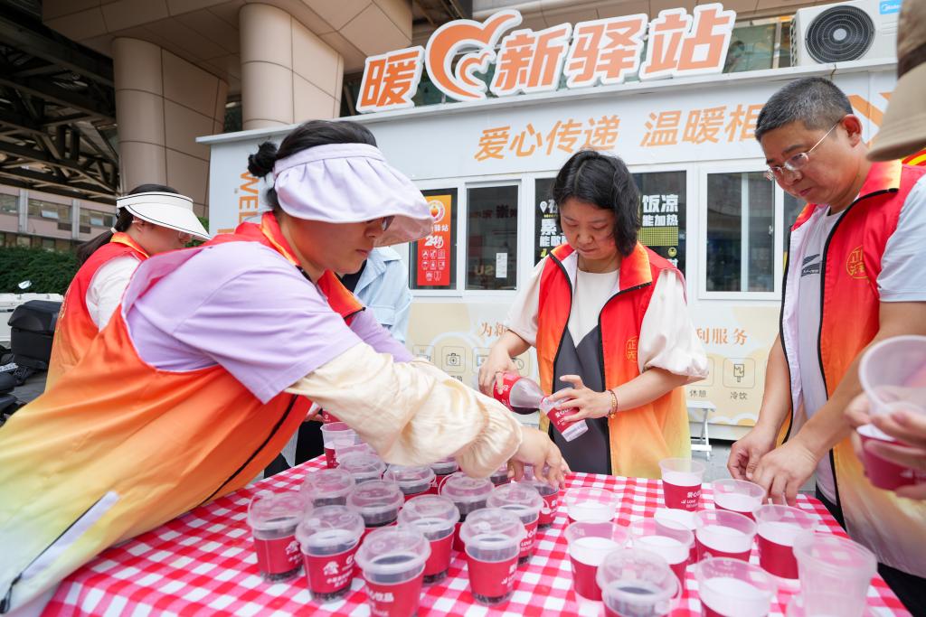 第一時(shí)間掌握！首個(gè)國(guó)家級(jí)高溫健康風(fēng)險(xiǎn)預(yù)警來(lái)了