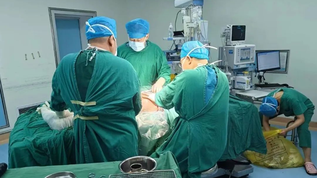 駐馬店市第一人民醫(yī)院多學(xué)科協(xié)作幫助八旬老人成功置換髖關(guān)節(jié)，重啟行走人生