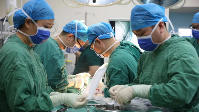  駐馬店市第一人民醫(yī)院成功完成多例單孔胸腔鏡肺結(jié)節(jié)切除術(shù)，讓肺癌止步于早期