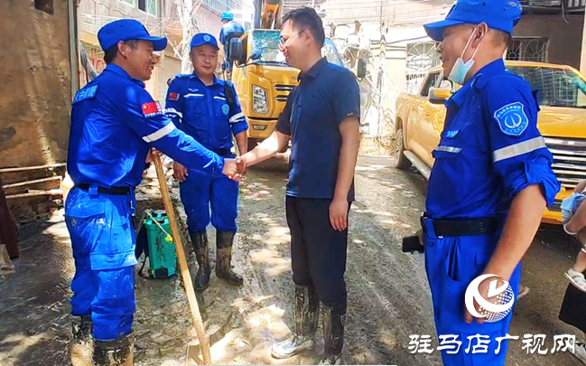 豫黔同心戰(zhàn)洪災 天中救援顯擔當