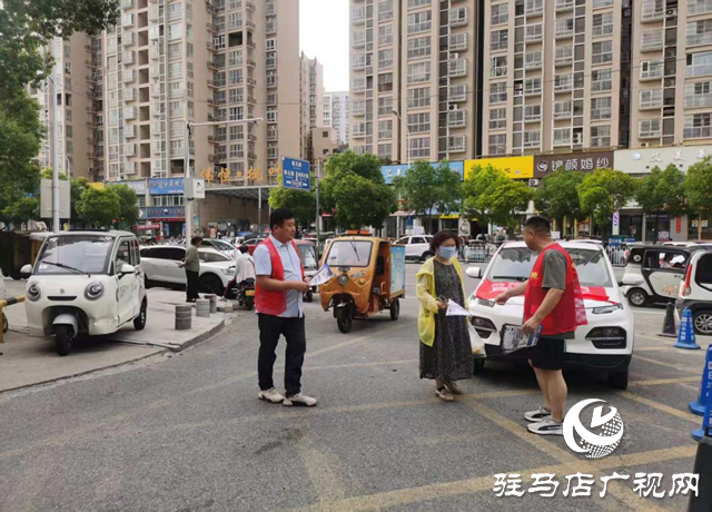  經(jīng)濟開發(fā)區(qū)界牌社區(qū)“慶七一 感黨恩 跟黨走”防范電信網(wǎng)絡(luò)詐騙宣傳進社區(qū)活動