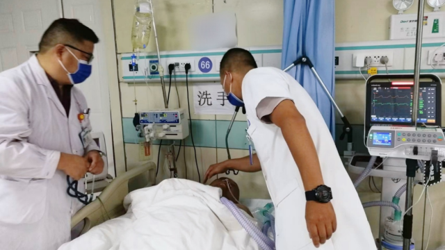  生死極速——駐馬店市第一人民醫(yī)院成功搶救呼吸心跳驟?；颊?></a></p>
		                <div   id="kxi9bvwefu"   class=