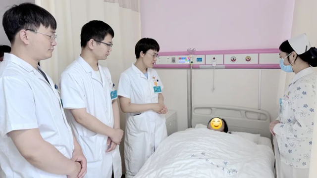 孩子腹痛別當(dāng)小事，駐馬店市中心醫(yī)院成功幫助9歲女孩治愈卵巢畸胎瘤