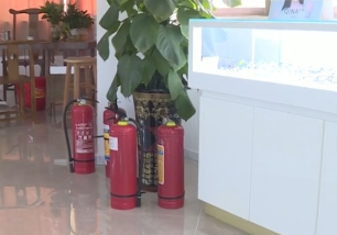 多人中招！有騙子假冒“消防人員”收費(fèi)更換滅火器