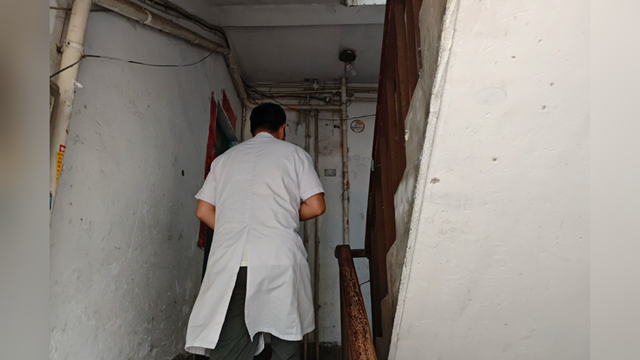  白衣步履叩響健康之門——駐馬店市第二中醫(yī)院上門診療，守護(hù)銀齡安康