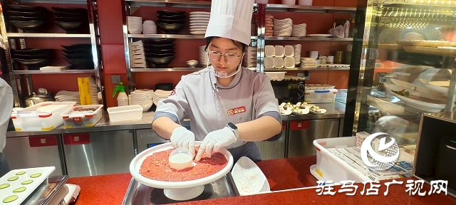  遂平二店巴莊火鍋盛大開業(yè)，秘制菌湯鍋底成生日歡聚新選擇