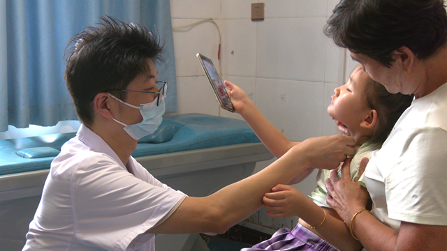 銀針載仁心，堅(jiān)守暖鄉(xiāng)鄰——翁昆鵬的基層中醫(yī)大愛之路