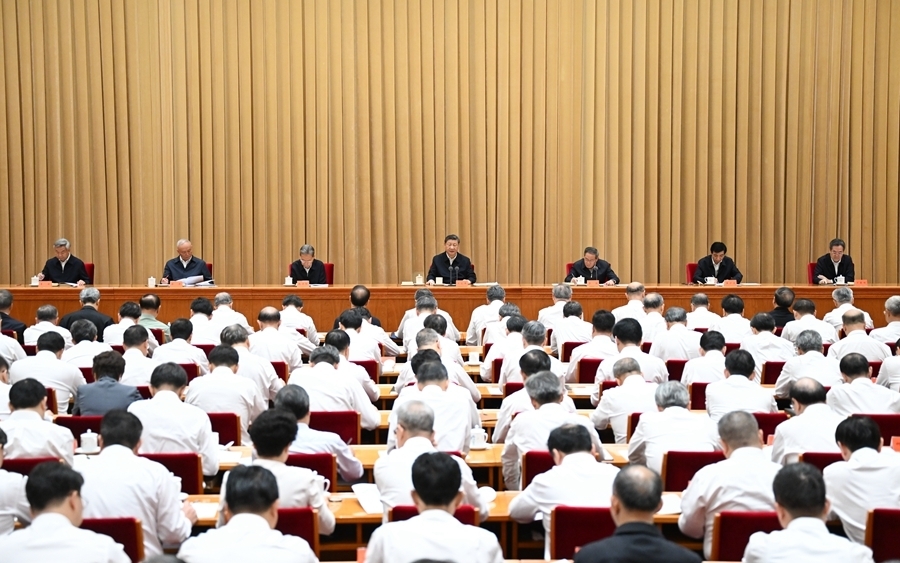 中央城市工作會(huì)議在北京舉行 習(xí)近平發(fā)表重要講話