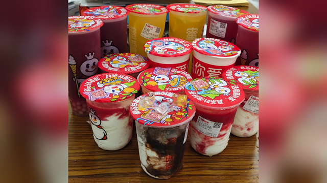 炎炎夏日送清涼，患者家屬高溫慰問沁人心