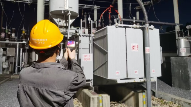 國(guó)網(wǎng)平輿縣供電公司：加強(qiáng)線路設(shè)備巡查 全力以赴保供電 ?