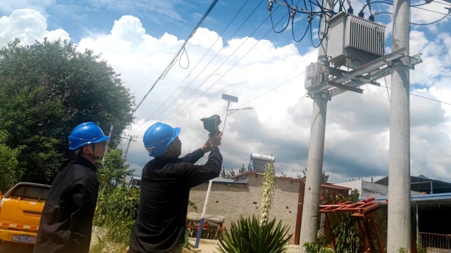 國(guó)網(wǎng)泌陽(yáng)縣供電公司：加強(qiáng)線路設(shè)備巡視 筑牢夏季供電防線