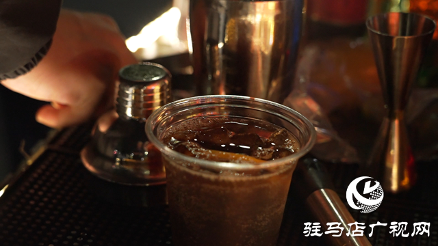 傳統(tǒng)消暑飲品帶動夜市經濟的蓬勃發(fā)展