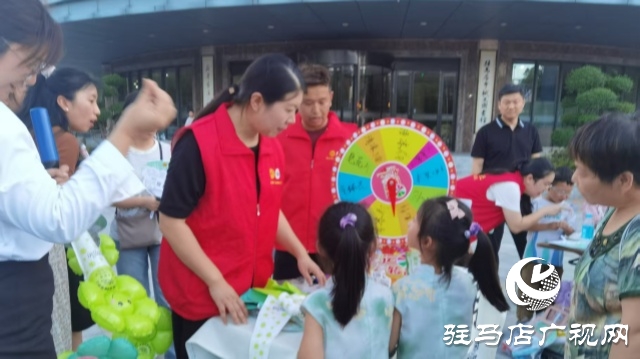 駐馬店市總工會(huì)舉辦“心靈夜市” 助力職工安然度夏