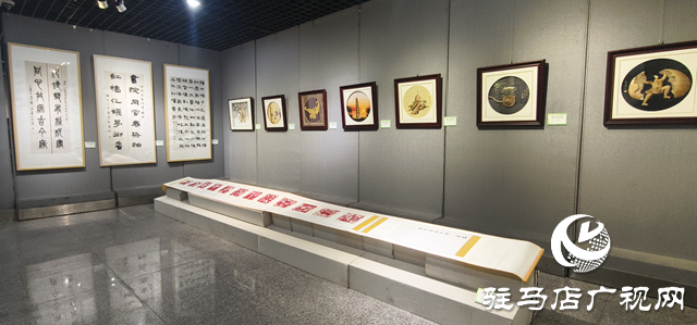 “翰墨丹青·天中風(fēng)華——蔡國(guó)六百年文脈相承藝術(shù)作品展”在駐馬店市文化館開(kāi)展