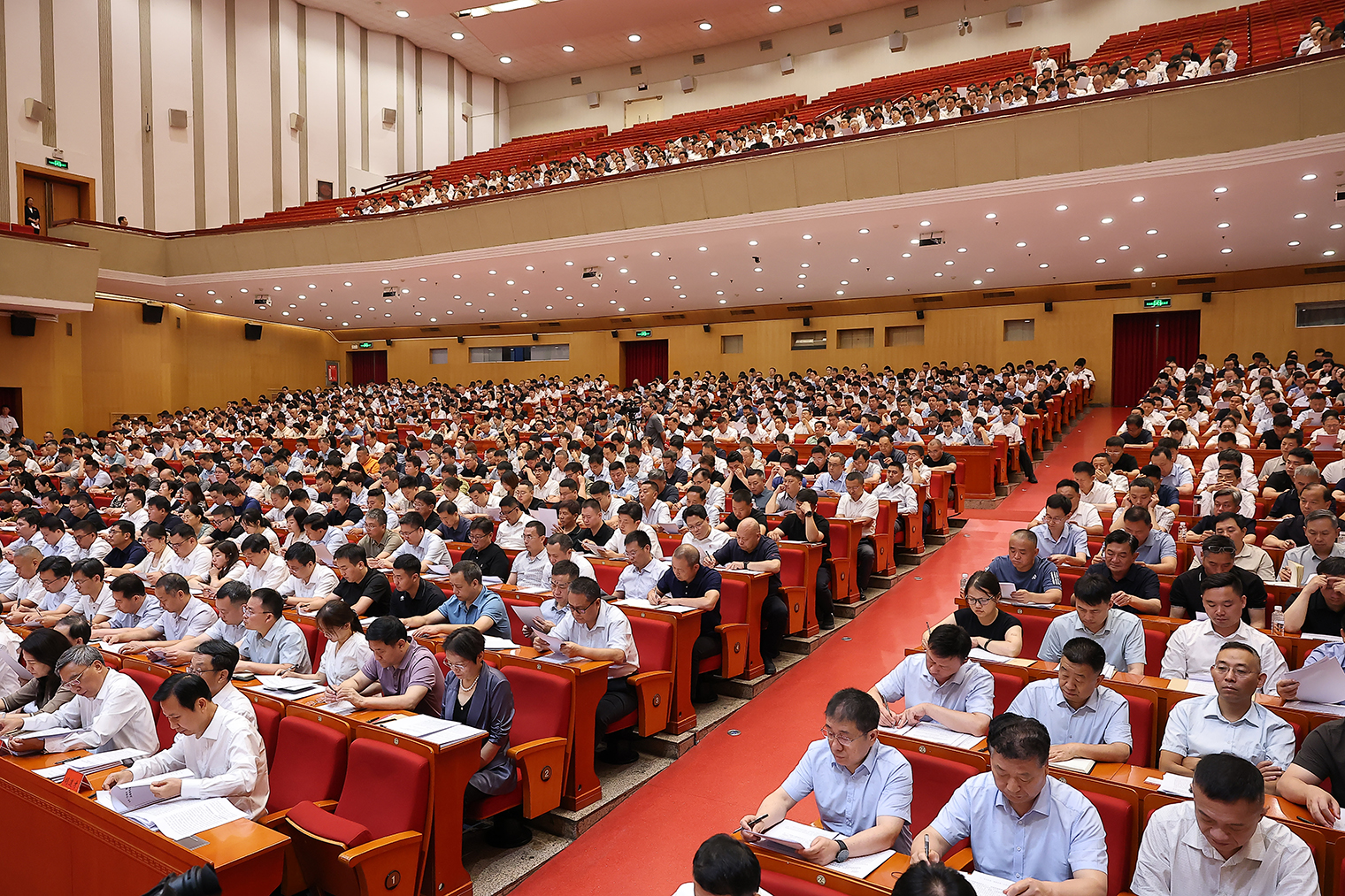 豫政快報(bào) | 企業(yè)給廳局打分？這場大會(huì)有看點(diǎn)！