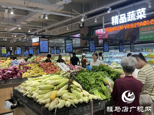 高溫下的“菜籃子”：商超供應(yīng)足 檢測嚴 市民餐桌有保障
