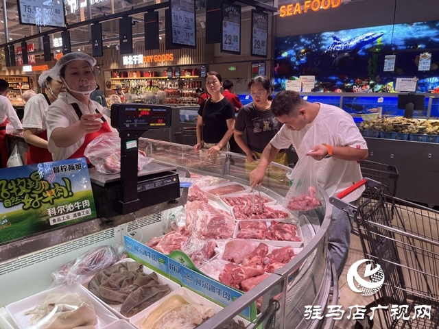 高溫下的“菜籃子”：商超供應(yīng)足 檢測嚴 市民餐桌有保障
