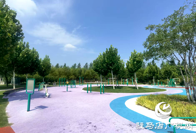 確山縣住建局：健身器材就位 市民健身有新 “裝備”
