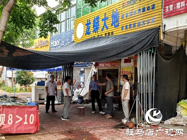平輿縣廟灣鎮(zhèn)：撐起農(nóng)資“保護傘” 助力“三秋”生產(chǎn)