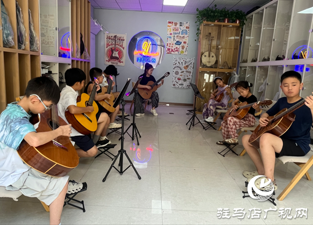 暑期興趣班點亮孩子多彩假期
