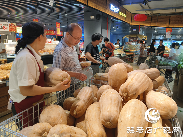 大量老南瓜上市 親民價帶動熱銷潮