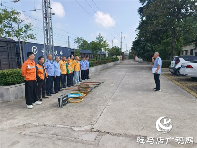  駐馬店車務(wù)段四等小站不懼風(fēng)雨護(hù)航旅客出行