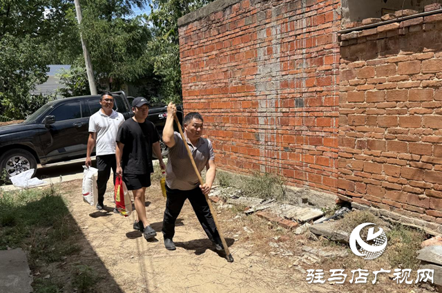 【文明風(fēng)采天中行】中國(guó)好人何文禮：拐杖撐起大愛(ài)人生