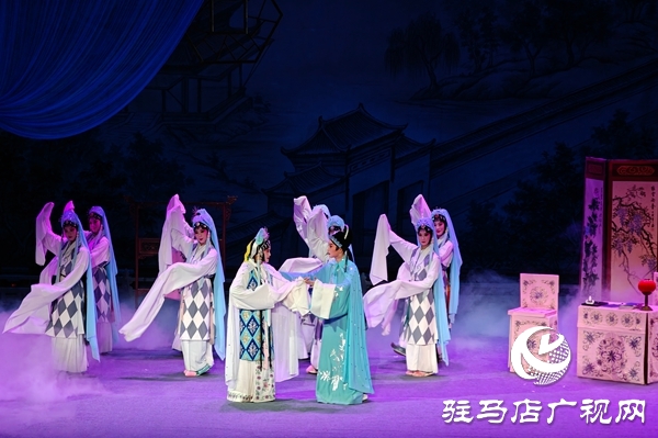 黃河戲劇節(jié)經(jīng)典豫劇《必正與妙?！妨料嗥捷浛h文化藝術(shù)中心