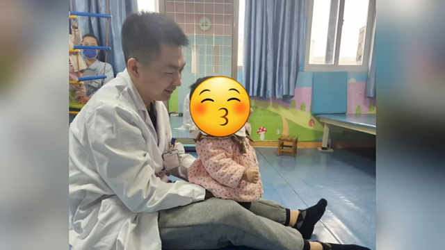  駐馬店市第一人民醫(yī)院：一面錦旗一份信賴，見證特殊兒童的成長蛻變