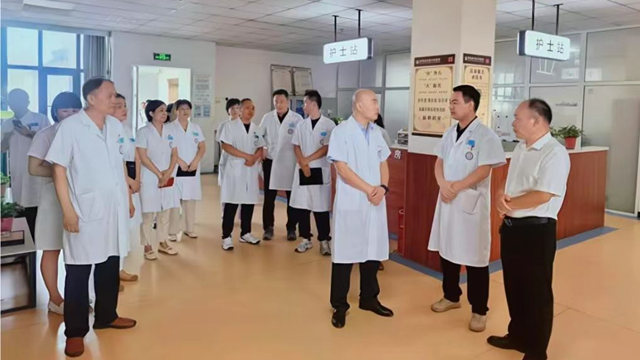 凝心聚力啟新程 優(yōu)化服務(wù)促發(fā)展——駐馬店市第二中醫(yī)院行政大查房推動醫(yī)療服務(wù)品質(zhì)建設(shè)