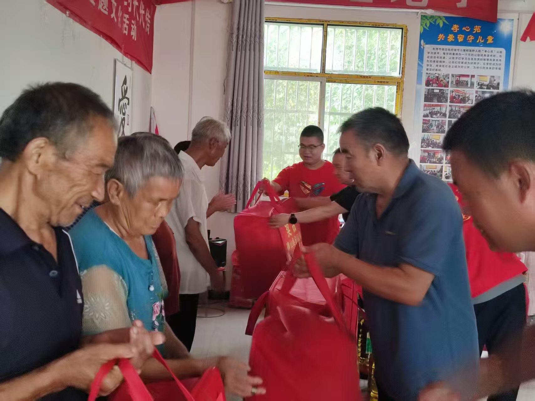 確山縣孝心苑舉辦七夕主題活動：夫妻恩愛傳佳話　勤儉節(jié)約樹新風(fēng)