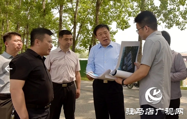 平輿縣8000余名黨員干部每周三準(zhǔn)時參加“四大攻堅日”激活治理新效能