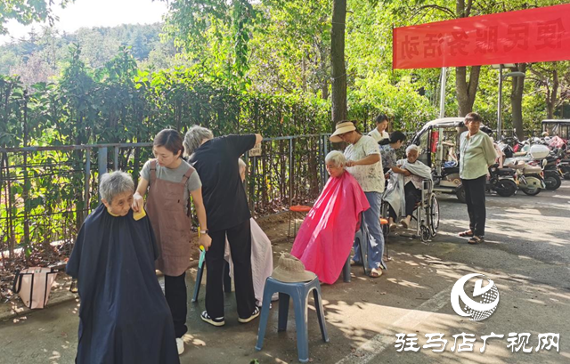 黨建聯(lián)建獻愛心 便民服務暖人心