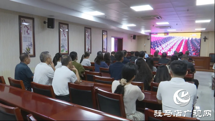 為祖國喝彩!正陽縣各界收看紀(jì)念中國人民抗日戰(zhàn)爭暨世界反法西斯戰(zhàn)爭勝利80周年大會實況